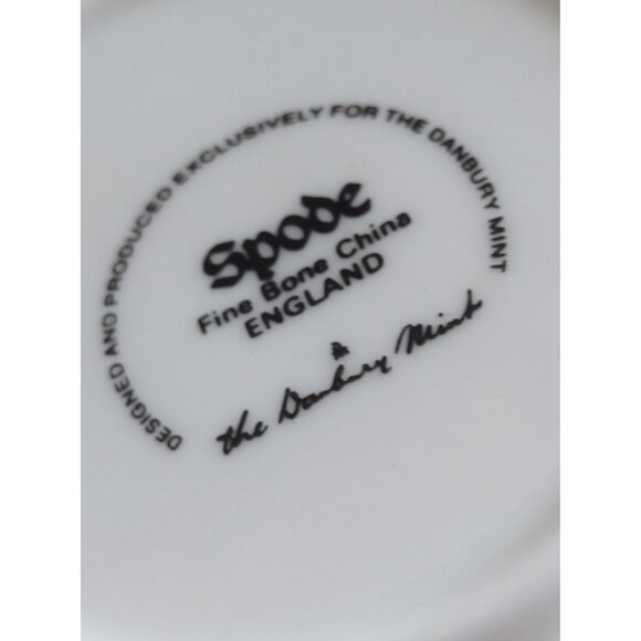 Vintage Spode England  Demitasse Teacup and Saucer - for the Danbury Mint - Picture 9 of 9